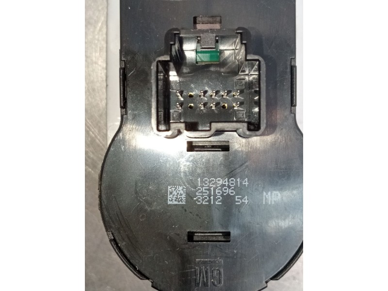 Recambio de mando luces para opel meriva b monospace (s10) 1.7 cdti (75) referencia OEM IAM 13294814 251696 2010
