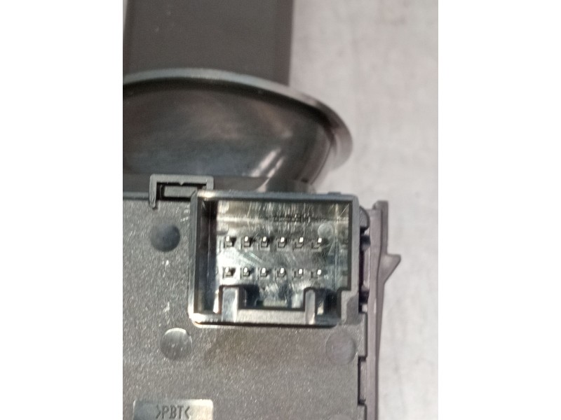 Recambio de mando luces para opel meriva b monospace (s10) 1.7 cdti (75) referencia OEM IAM 20941129 32480820462 2010