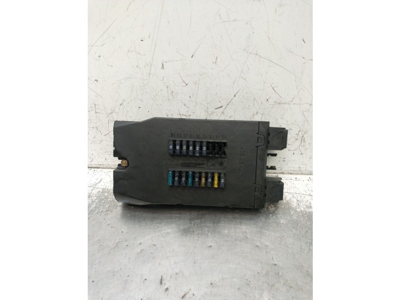 Recambio de caja reles / fusibles para volkswagen lt 28-46 ii caja/chasis (2dc, 2df, 2dg, 2dl, 2dm) 2.5 tdi referencia OEM IAM 0