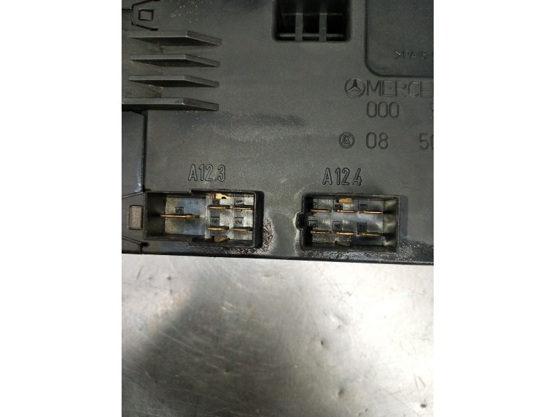 Recambio de caja reles / fusibles para volkswagen lt 28-46 ii caja/chasis (2dc, 2df, 2dg, 2dl, 2dm) 2.5 tdi referencia OEM IAM 0