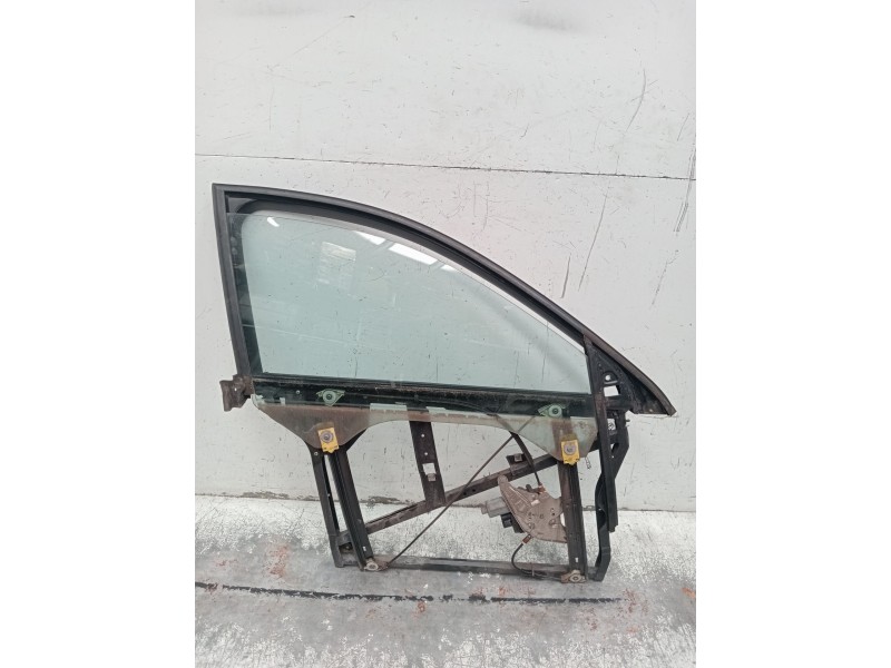 Recambio de elevalunas delantero derecho para audi a6 c5 (4b2, 4b4) 2.5 tdi referencia OEM IAM 4B0837754D 5P 2001