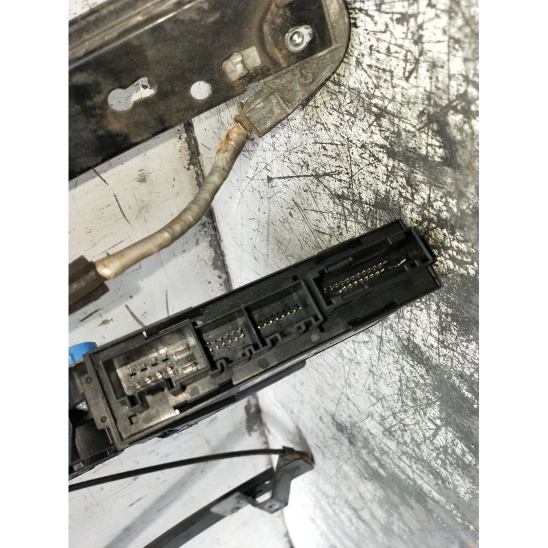 Recambio de elevalunas delantero izquierdo para volkswagen polo v (6r1, 6c1) 1.2 tsi referencia OEM IAM 5WK49197CBF 5P 2008
