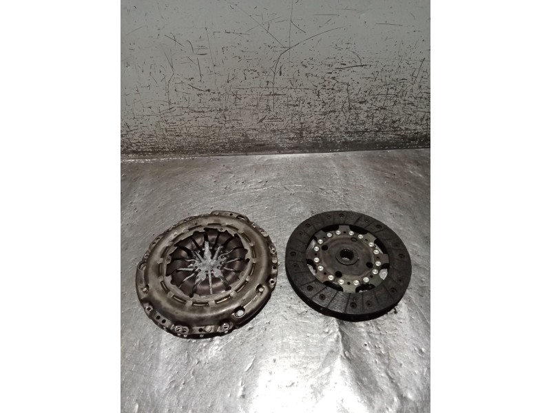 Recambio de kit embrague para renault scénic iii (jz0/1_) 1.5 dci (jz02, jz0r) referencia OEM IAM 3000950738 15169 09