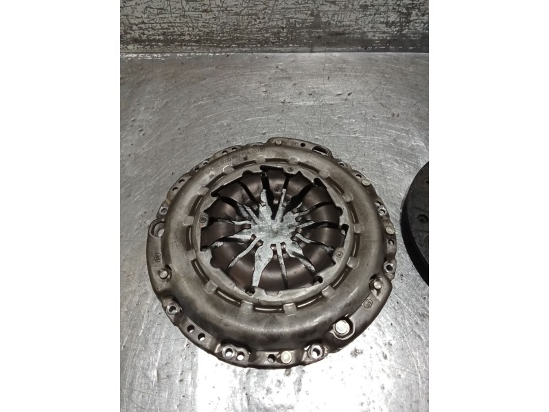 Recambio de kit embrague para renault scénic iii (jz0/1_) 1.5 dci (jz02, jz0r) referencia OEM IAM 3000950738 15169 09