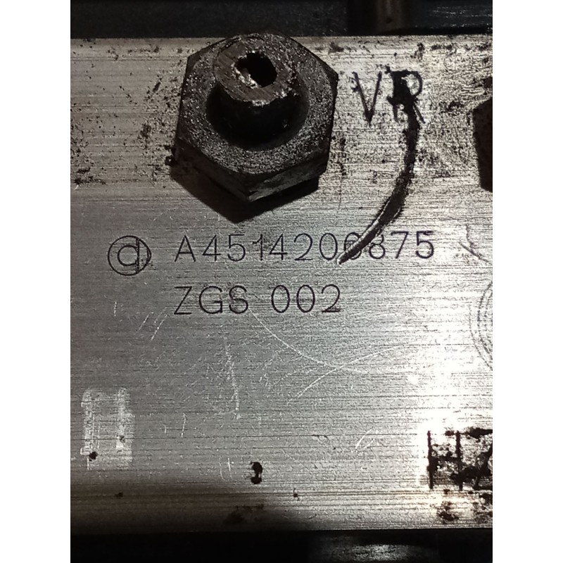 Recambio de abs para smart fortwo coupé (451) 1.0 (451.331, 451.380) referencia OEM IAM 0265950891 0265230156 A4514200875