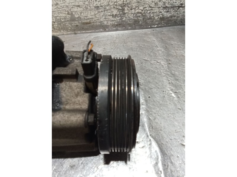Recambio de compresor aire acondicionado para ford transit furgoneta (fa_ _) 2.0 di (fae_, faf_, fag_) referencia OEM IAM X52H19
