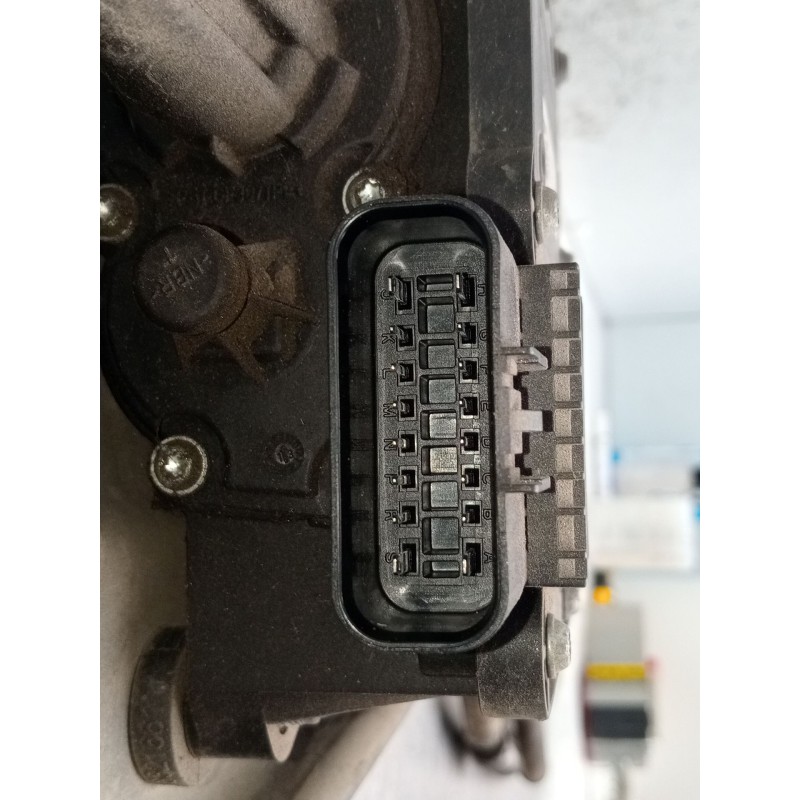 Recambio de freno de mano electrico para opel meriva b monospace (s10) 1.7 cdti (75) referencia OEM IAM A2C32281100 1106465 2010