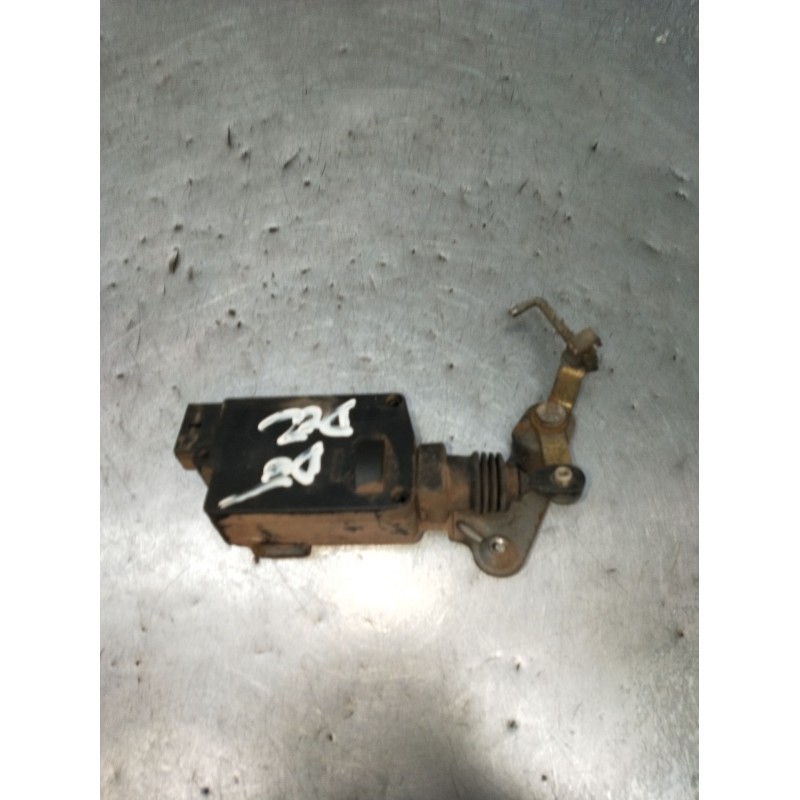 Recambio de motor cierre centralizado delantero derecho para hyundai galloper ii (jk-01) 2.5 td intercooler referencia OEM IAM  