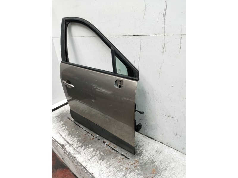 Recambio de puerta delantera derecha para renault scénic iii (jz0/1_) 1.5 dci (jz02, jz0r) referencia OEM IAM  5P 2009