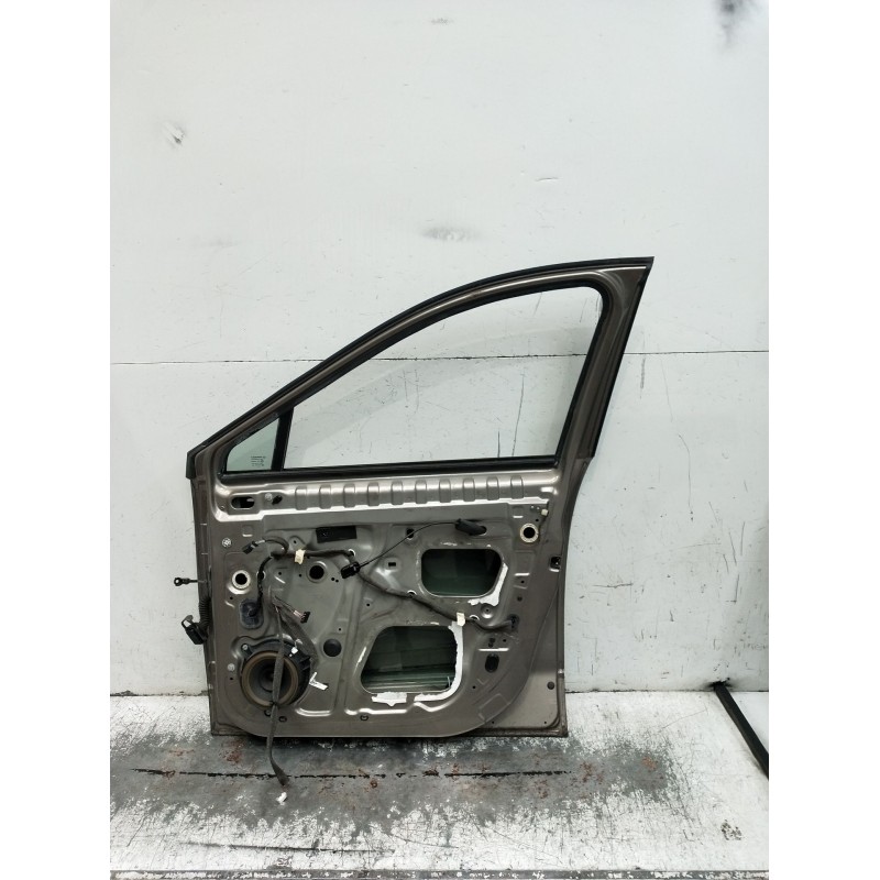 Recambio de puerta delantera derecha para renault scénic iii (jz0/1_) 1.5 dci (jz02, jz0r) referencia OEM IAM  5P 2009