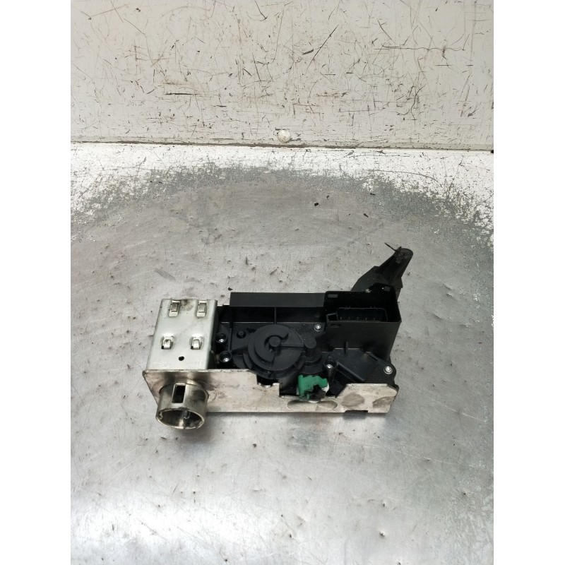 Recambio de motor cierre centralizado delantero izquierdo para ford tourneo connect 1.8 tdci /tddi /di referencia OEM IAM 8T1AV2