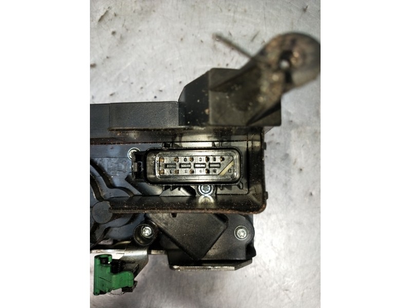 Recambio de motor cierre centralizado delantero izquierdo para ford tourneo connect 1.8 tdci /tddi /di referencia OEM IAM 8T1AV2