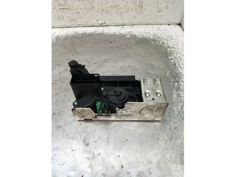 Recambio de motor cierre centralizado delantero derecho para ford tourneo connect 1.8 tdci /tddi /di referencia OEM IAM 8T1AV218