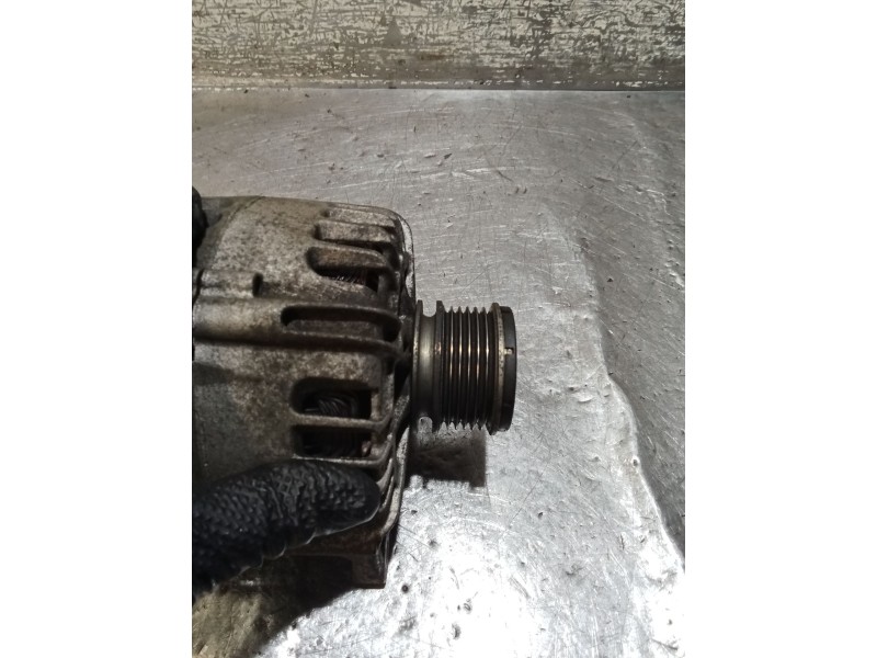 Recambio de alternador para renault scénic iii (jz0/1_) 1.5 dci (jz02, jz0r) referencia OEM IAM 231004554R 2612716A 09