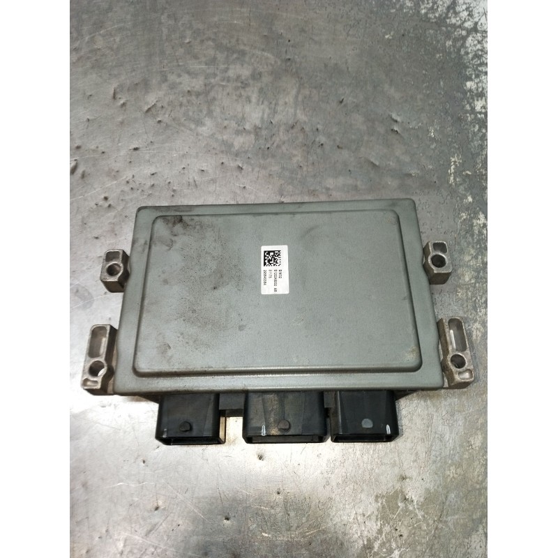 Recambio de centralita motor uce para renault clio iii (br0/1, cr0/1) 1.2 16v (br02, br0j, br11, cr02, cr0j, cr11) referencia OE