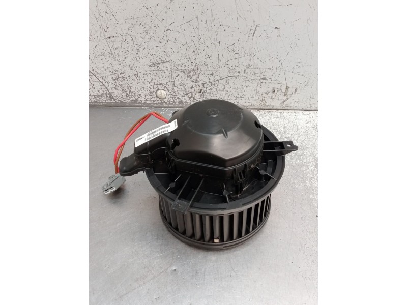 Recambio de motor calefaccion para opel meriva b monospace (s10) 1.7 cdti (75) referencia OEM IAM T1019714Q  