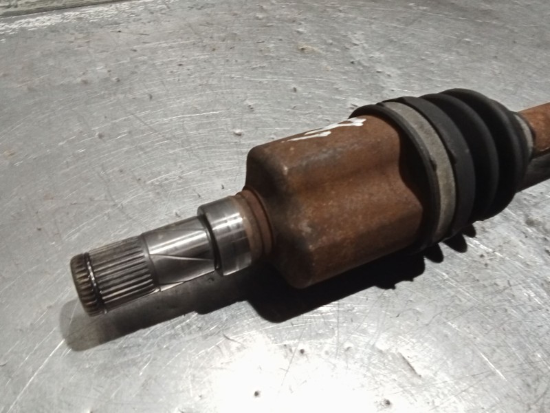 Recambio de transmision delantera derecha para smart fortwo coupé (451) 1.0 (451.331, 451.380) referencia OEM IAM A4513570601  0