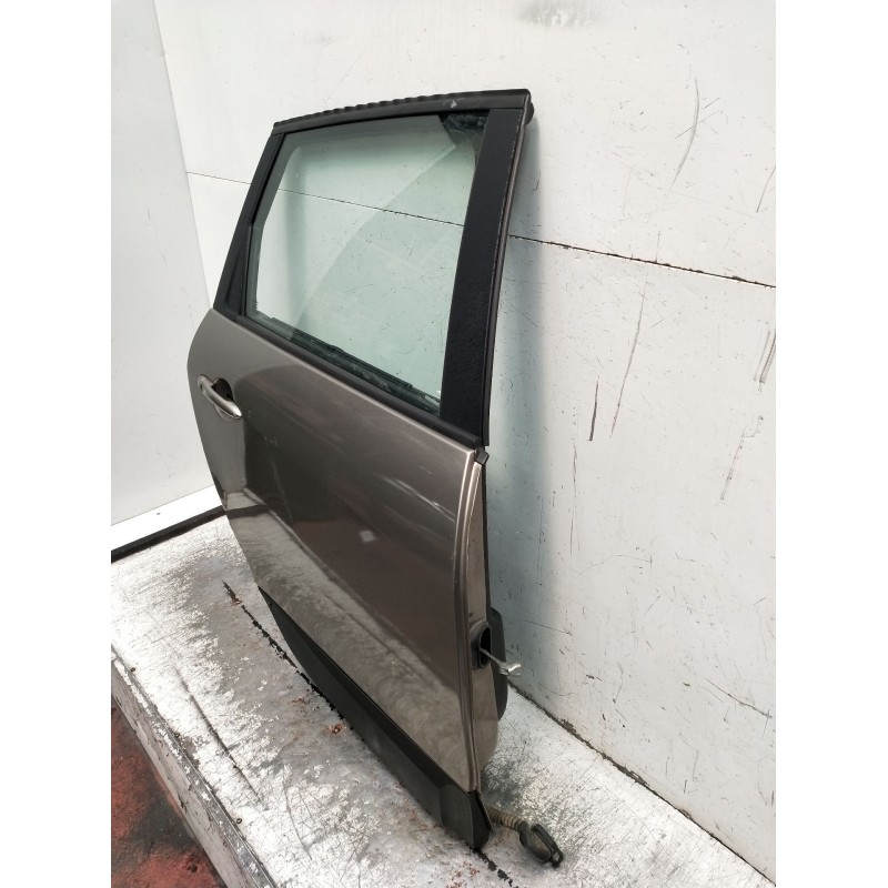 Recambio de puerta trasera derecha para renault scénic iii (jz0/1_) 1.5 dci (jz02, jz0r) referencia OEM IAM  5P 2009