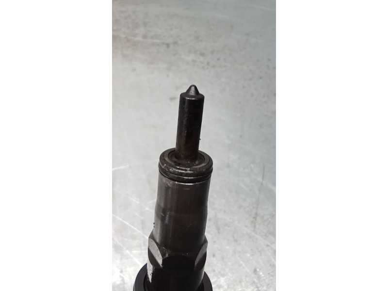 Recambio de inyector para volkswagen passat b5.5 (3b3) 1.9 tdi 4motion referencia OEM IAM 0414720214 38130073AR BOSCH