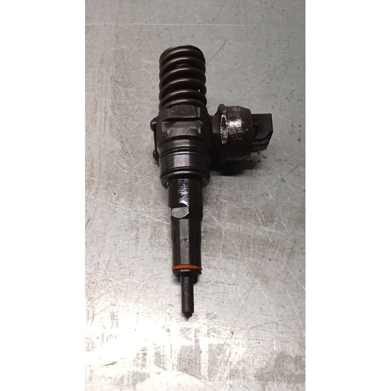 Recambio de inyector para volkswagen passat b5.5 (3b3) 1.9 tdi 4motion referencia OEM IAM 0414720214 38130073AR BOSCH