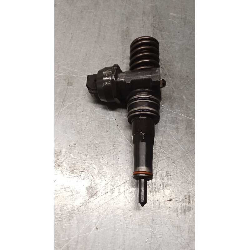 Recambio de inyector para volkswagen passat b5.5 (3b3) 1.9 tdi 4motion referencia OEM IAM 0414720214 38130073AR BOSCH