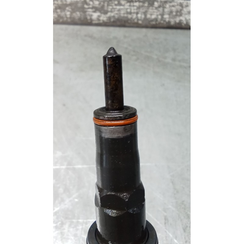 Recambio de inyector para volkswagen passat b5.5 (3b3) 1.9 tdi 4motion referencia OEM IAM 0414720214 38130073AR BOSCH