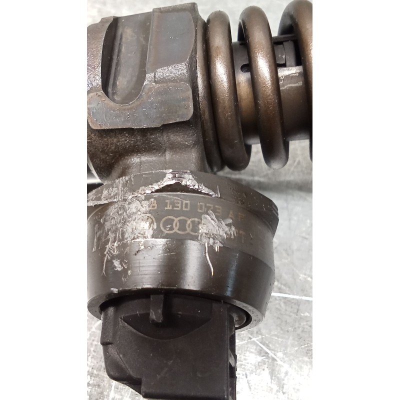 Recambio de inyector para volkswagen passat b5.5 (3b3) 1.9 tdi 4motion referencia OEM IAM 0414720214 38130073AR BOSCH