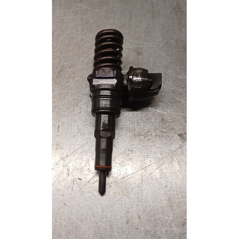 Recambio de inyector para volkswagen passat b5.5 (3b3) 1.9 tdi 4motion referencia OEM IAM 0414720214 38130073AR BOSCH