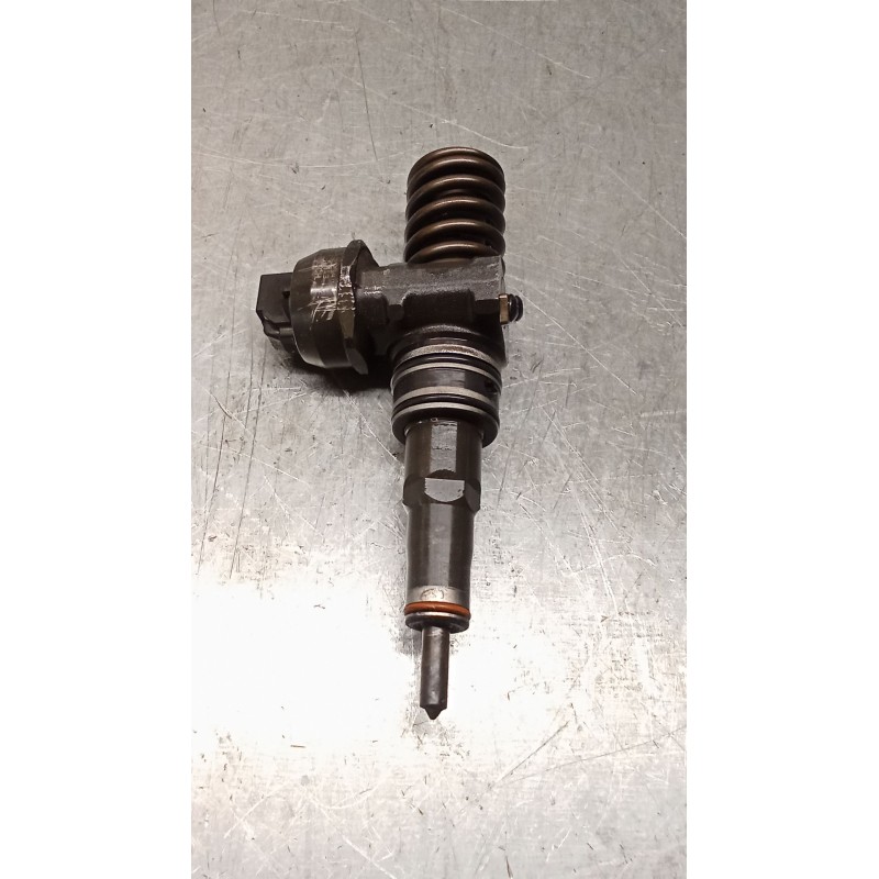 Recambio de inyector para volkswagen passat b5.5 (3b3) 1.9 tdi 4motion referencia OEM IAM 0414720214 38130073AR BOSCH