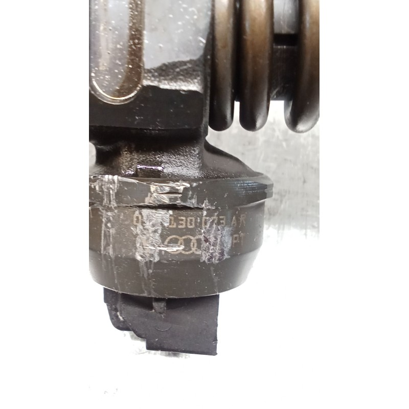 Recambio de inyector para volkswagen passat b5.5 (3b3) 1.9 tdi 4motion referencia OEM IAM 0414720214 38130073AR BOSCH