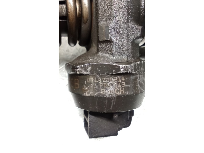 Recambio de inyector para volkswagen passat b5.5 (3b3) 1.9 tdi 4motion referencia OEM IAM 0414720214 38130073AR BOSCH