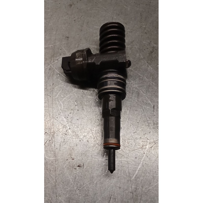 Recambio de inyector para volkswagen passat b5.5 (3b3) 1.9 tdi 4motion referencia OEM IAM 0414720214 38130073AR BOSCH
