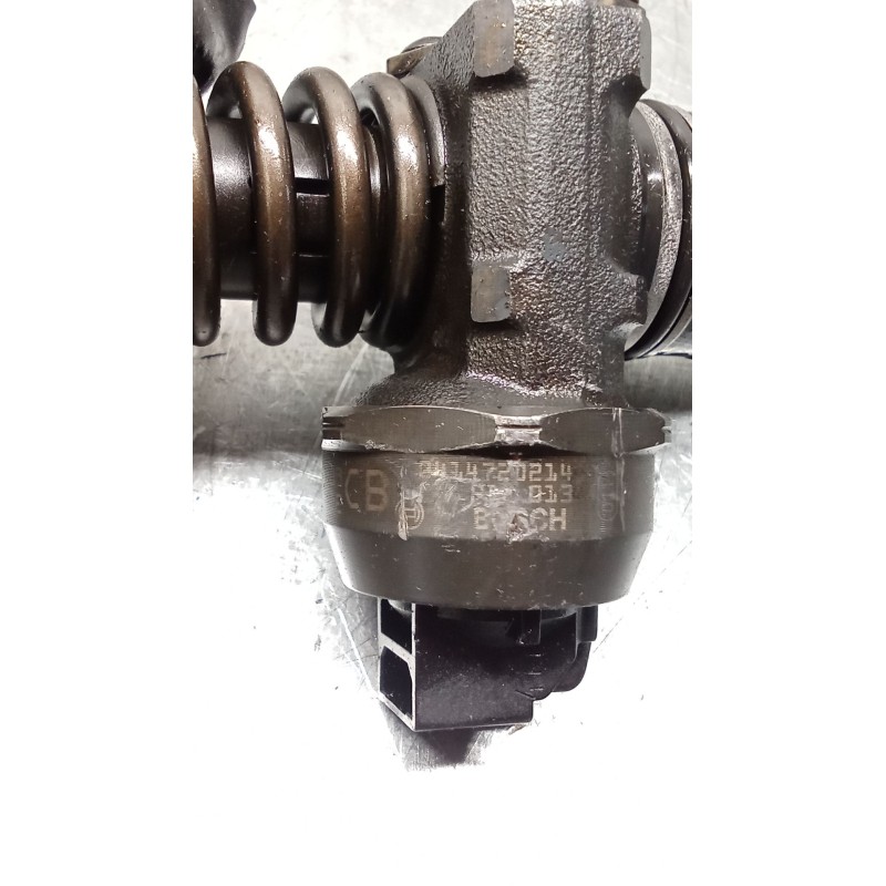 Recambio de inyector para volkswagen passat b5.5 (3b3) 1.9 tdi 4motion referencia OEM IAM 0414720214 38130073AR BOSCH