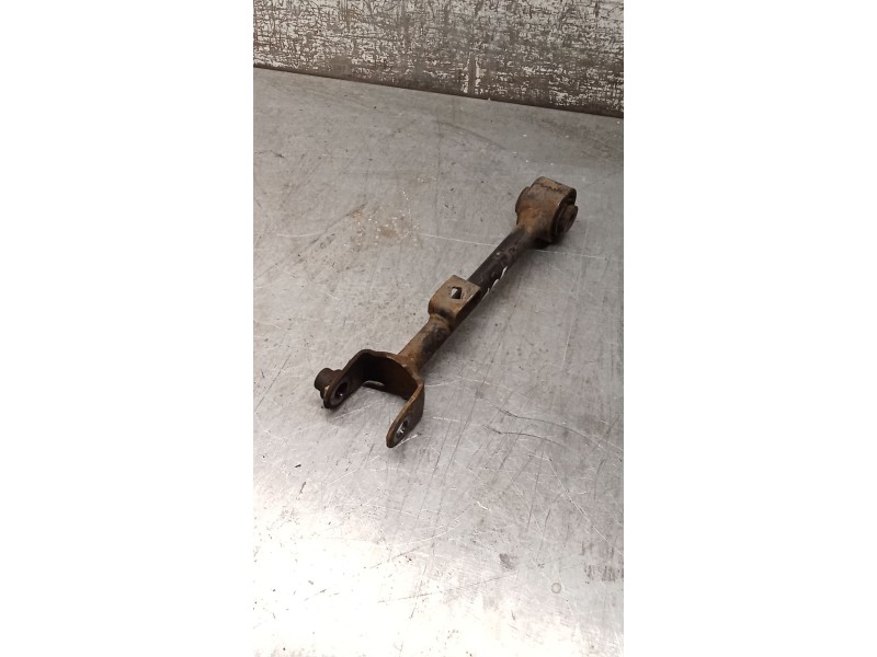 Recambio de brazo suspension superior trasero izquierdo para honda fr-v (be) 2.2 i ctdi (be5) referencia OEM IAM   05
