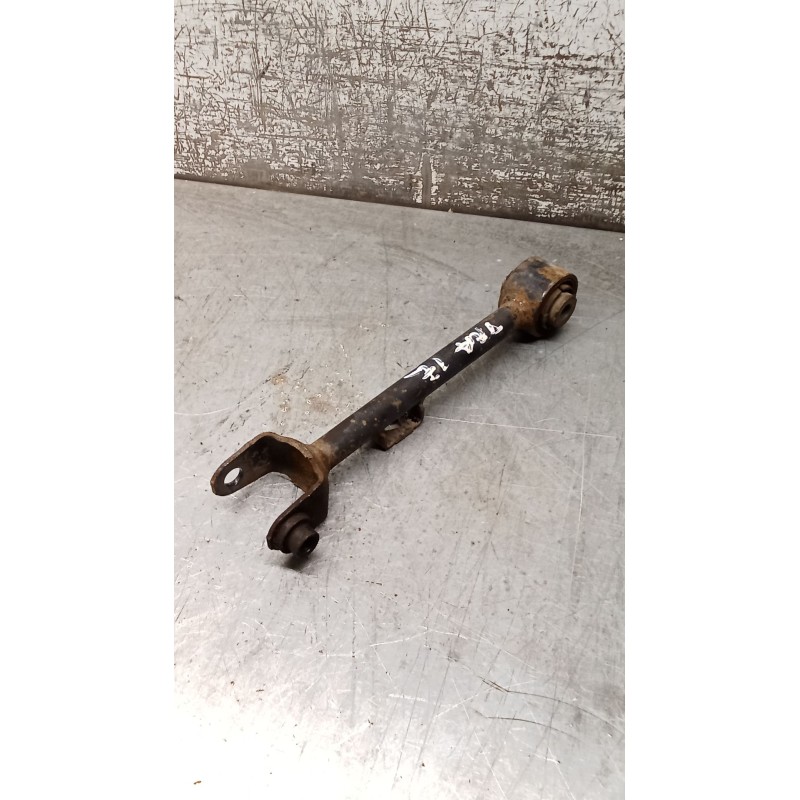 Recambio de brazo suspension superior trasero izquierdo para honda fr-v (be) 2.2 i ctdi (be5) referencia OEM IAM   05