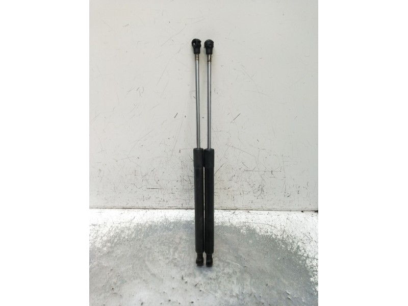 Recambio de amortiguadores maletero / porton para renault clio iii (br0/1, cr0/1) 1.2 16v (br02, br0j, br11, cr02, cr0j, cr11) r