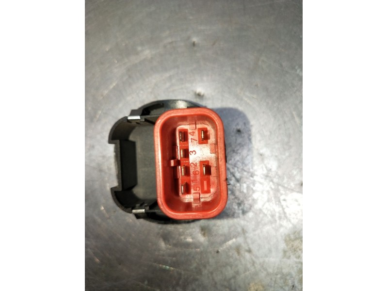Recambio de mando elevalunas delantero derecho para ford tourneo connect 1.8 tdci /tddi /di referencia OEM IAM 61G14529AD 5P 200