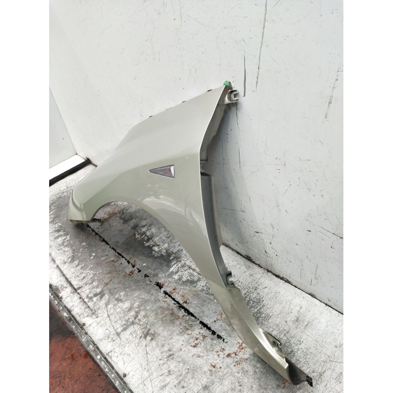 Recambio de aleta delantera izquierda para renault espace iv (jk0/1_) 2.2 dci (jk0h) referencia OEM IAM   2003