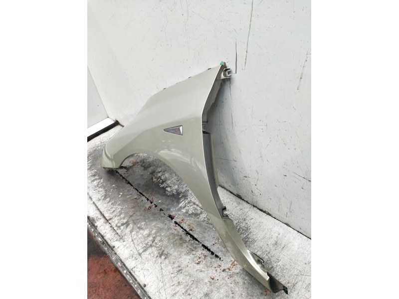 Recambio de aleta delantera izquierda para renault espace iv (jk0/1_) 2.2 dci (jk0h) referencia OEM IAM   2003