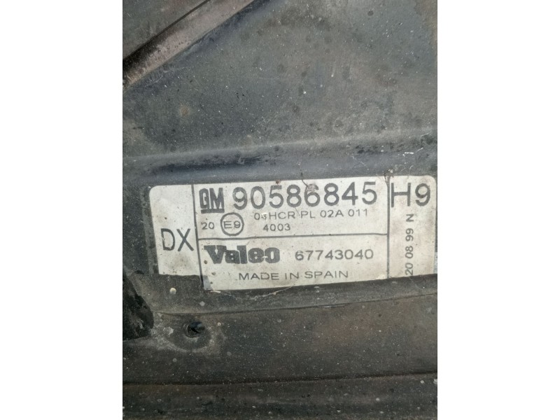 Recambio de faro derecho para opel vectra b (j96) 2.0 dti 16v (f19) referencia OEM IAM 90586845 67743040 