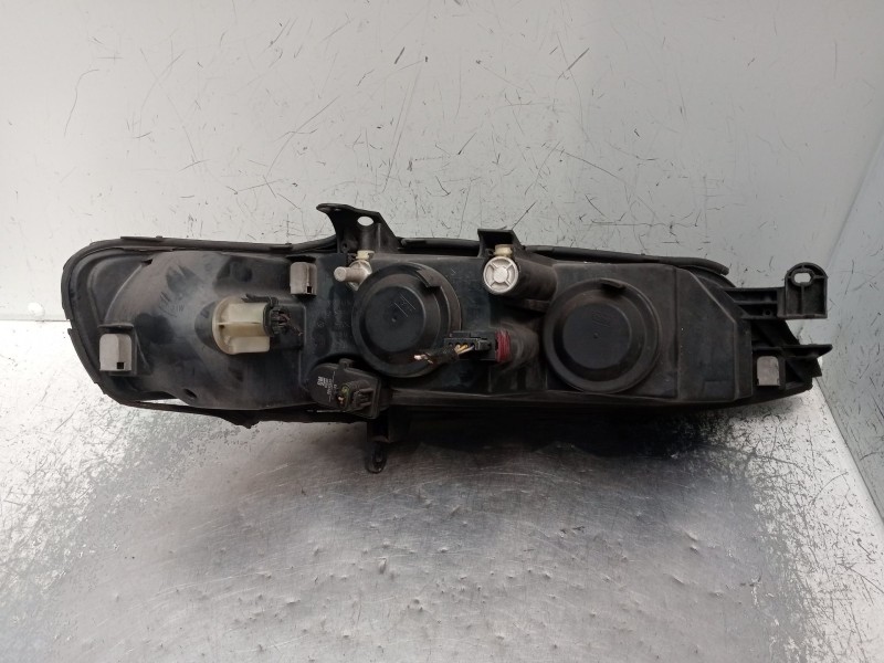Recambio de faro izquierdo para opel vectra b (j96) 2.0 dti 16v (f19) referencia OEM IAM 90586844 67743030 