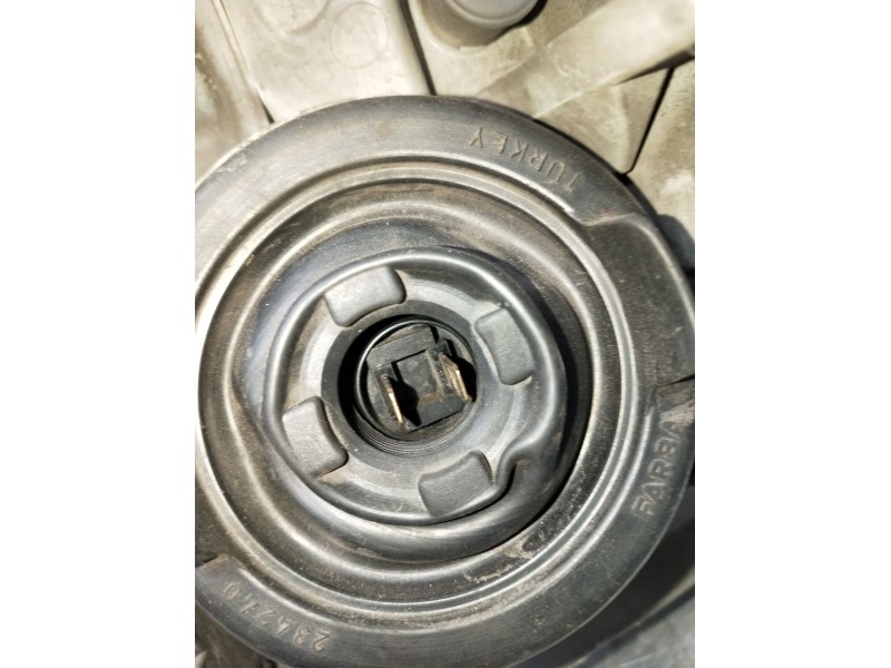 Recambio de faro derecho para toyota corolla sedán (_e12_) 1.6 vvt-i (zze121_) referencia OEM IAM   2002