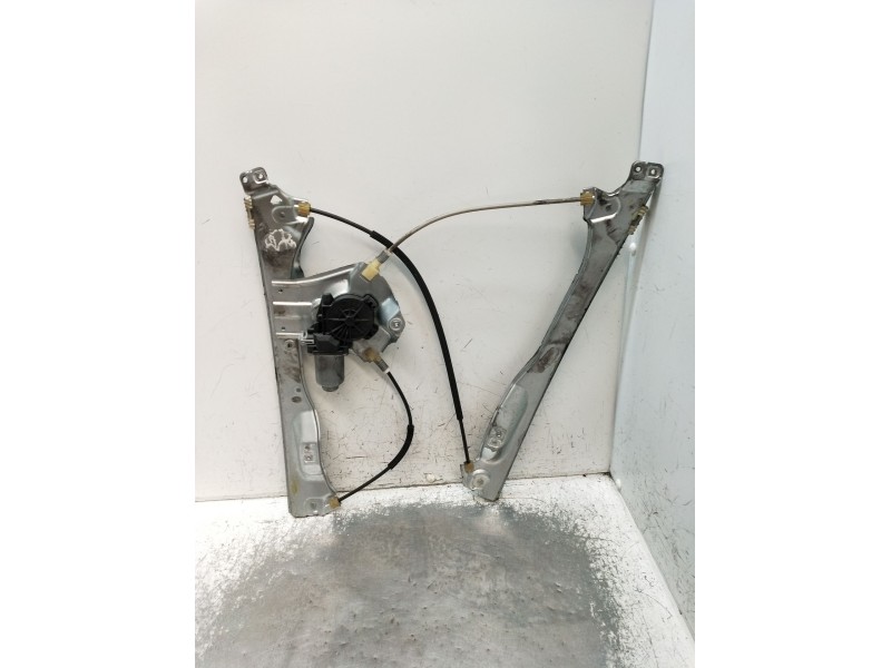 Recambio de elevalunas delantero derecho para renault clio iii (br0/1, cr0/1) 1.2 16v (br02, br0j, br11, cr02, cr0j, cr11) refer