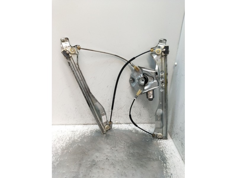 Recambio de elevalunas delantero derecho para renault clio iii (br0/1, cr0/1) 1.2 16v (br02, br0j, br11, cr02, cr0j, cr11) refer