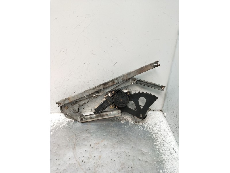 Recambio de elevalunas delantero derecho para hyundai galloper ii (jk-01) 2.5 td intercooler referencia OEM IAM  3P 1998
