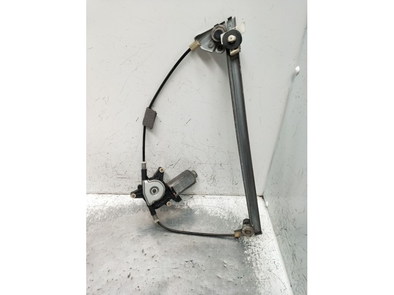 Recambio de elevalunas delantero izquierdo para peugeot 405 i (15b) 1.9 referencia OEM IAM  4P 1987