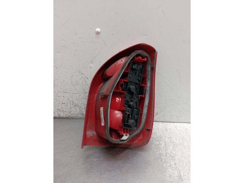 Recambio de piloto trasero izquierdo para citroën xsara picasso (n68) 2.0 hdi referencia OEM IAM 9650005880 89032867 