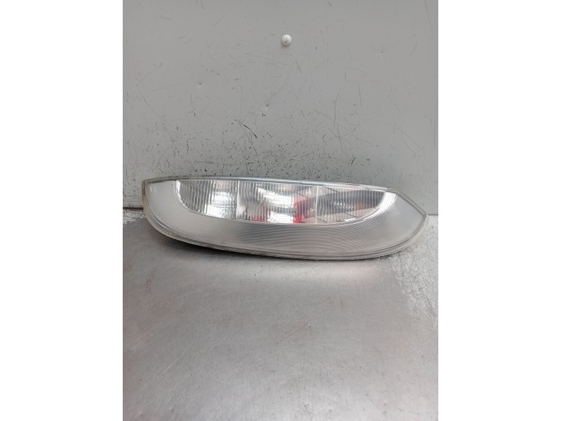 Recambio de piloto trasero derecho para opel corsa c (x01) 1.2 twinport (f08, f68) referencia OEM IAM 13227127 89070105 