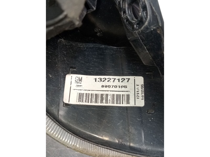 Recambio de piloto trasero derecho para opel corsa c (x01) 1.2 twinport (f08, f68) referencia OEM IAM 13227127 89070105 