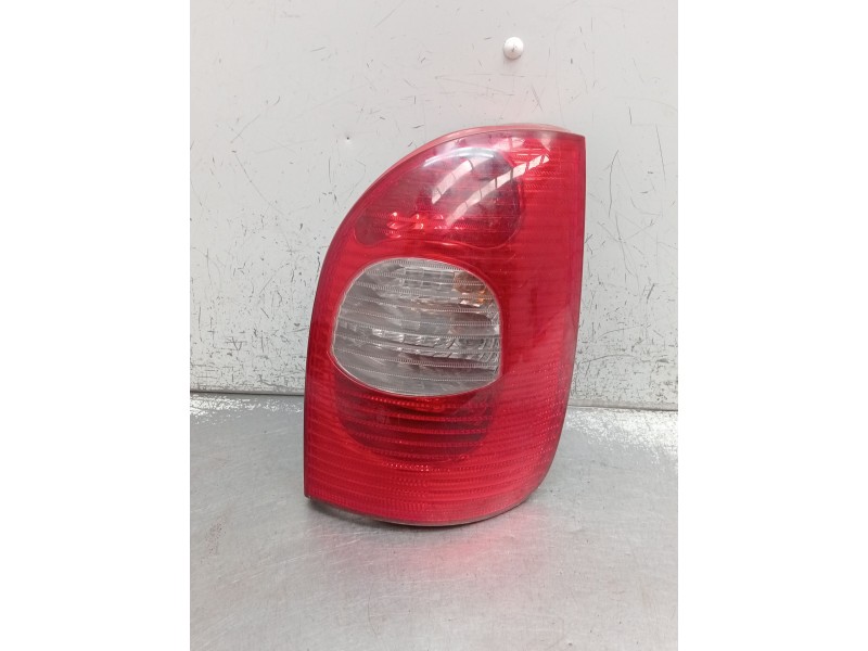 Recambio de piloto trasero derecho para citroën xsara picasso (n68) 2.0 hdi referencia OEM IAM 9650005780 89032868 